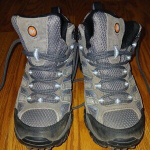 MERRELL WOMENS MOAB HIKING BOOTS
